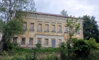 Дом и вотчинная контора древнего дворянского рода Шереметевых: Ярославская область, Большесельский район, с. Новое, ул. Октябрьская, д. 5, д. 7, с земельным участком
